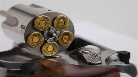GUIDE: Russian Roulette .